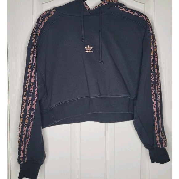 adidas Tops - adidas Originals Gold Logo Women's Cropped Hoodie Black Leopard Print Fleece M